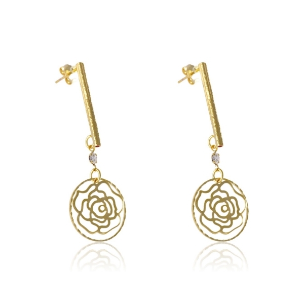 Brinco Médio De Fio Trabalhado e Flor Vazada Banhado em Ouro 18k - Dourado
